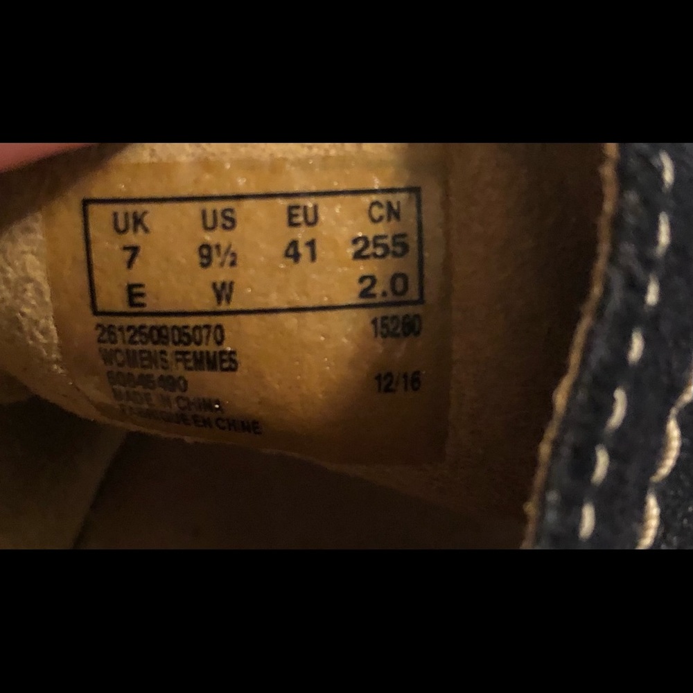 Clarks wedge slides Size 9.5 Excellent preowned condition - Picture 5 of 7